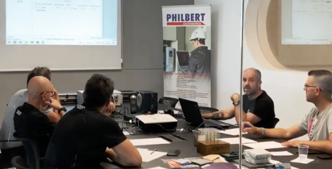 Conoce al equipo de philbert ascenosres